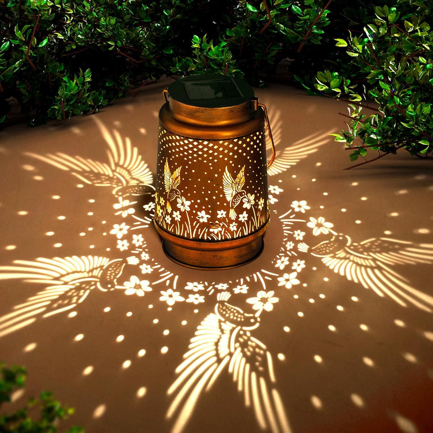 81FTMdrjdhL._AC_SL1500_.jpg Solar-powered lanterns, outdoor waterproof, hummingbird gardening birthday gifts, for moms and grandmas, metal hanging decorative solar lights, outdoor garden decorations, suitable for patios, patios, backyards, porches - Image 1