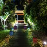 6-piece solar lantern set, outdoor waterproof, women's garden decoration, metal LED pendant light with handle, decorative solar light suitable for tables, patios, porches, courtyards, and paths. - Image 2
